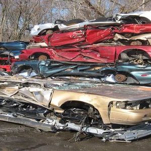 Papering the car اوراق کردن ماشین
